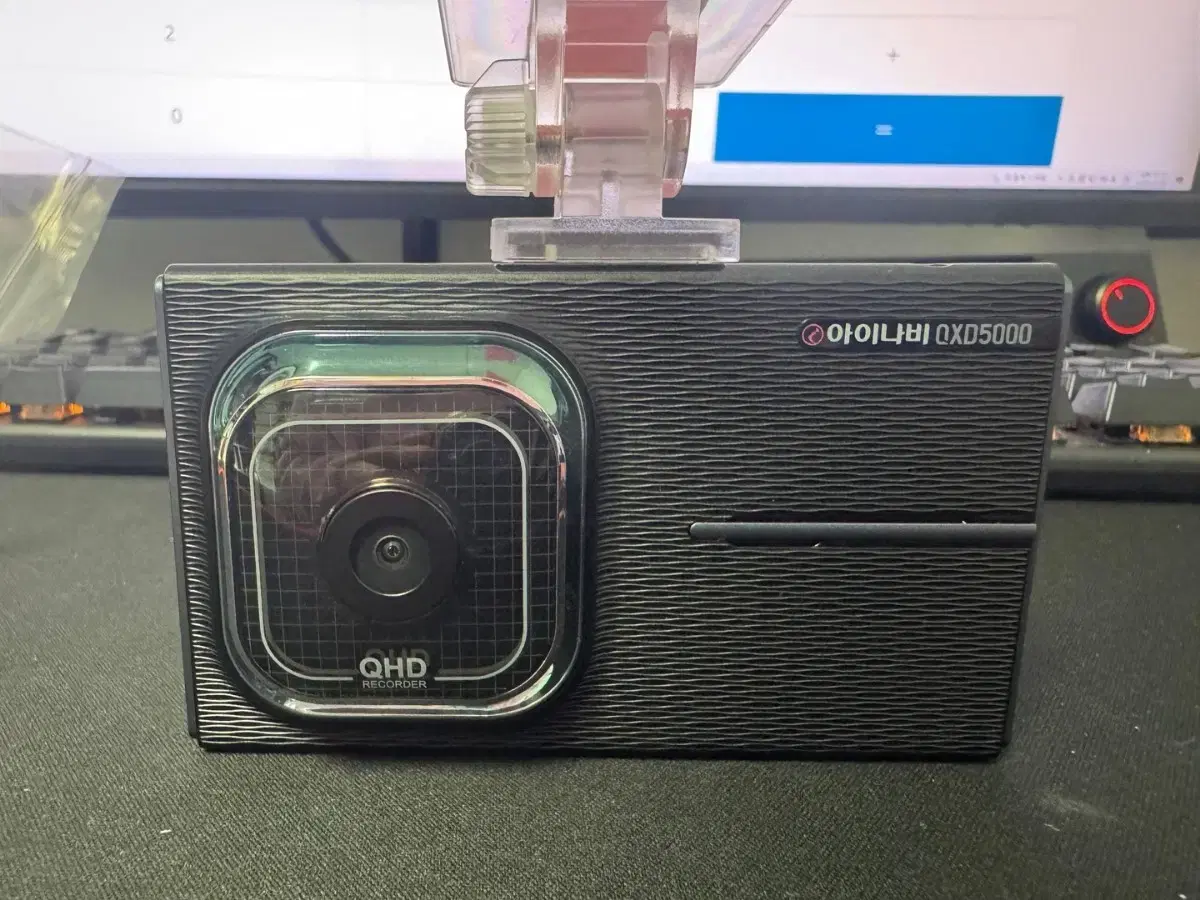 블랙박스 2채널 아이나비 QXD5000 QHD 32GB 팝니다. 9272